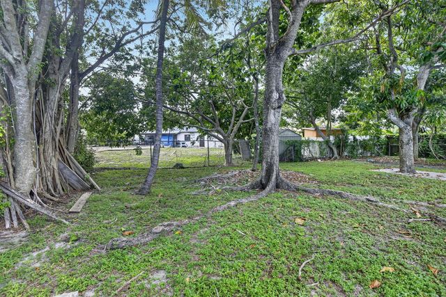 1111 SW 31ST Avenue, Fort Lauderdale, FL 33312