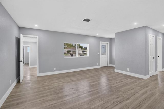 1111 SW 31ST Avenue, Fort Lauderdale, FL 33312