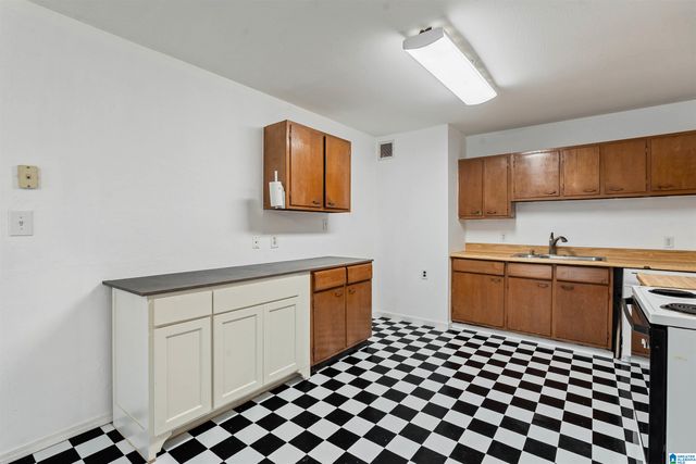 2184 ROCKY RIDGE ROAD, Hoover, AL 35216