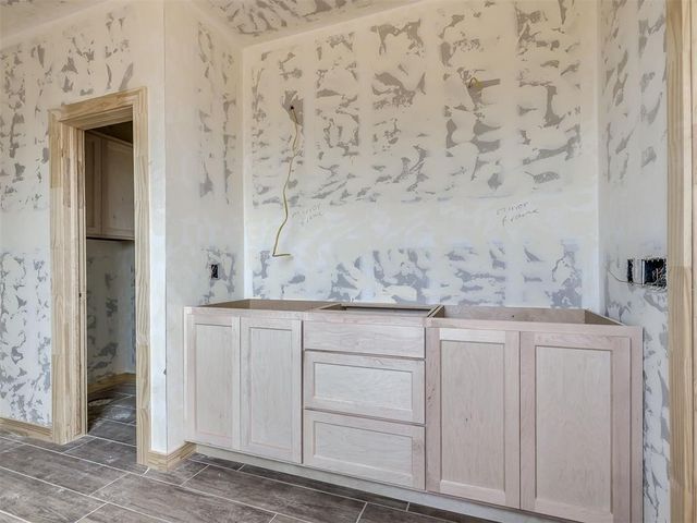 16100 Segovia Drive, Oklahoma City, OK 73170