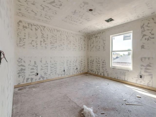 16100 Segovia Drive, Oklahoma City, OK 73170