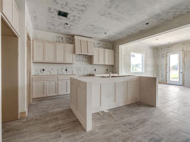 16100 Segovia Drive, Oklahoma City, OK 73170