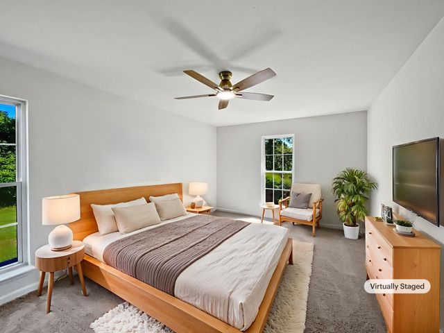 1910 Roscoe Dr, Clarksville, TN 37042
