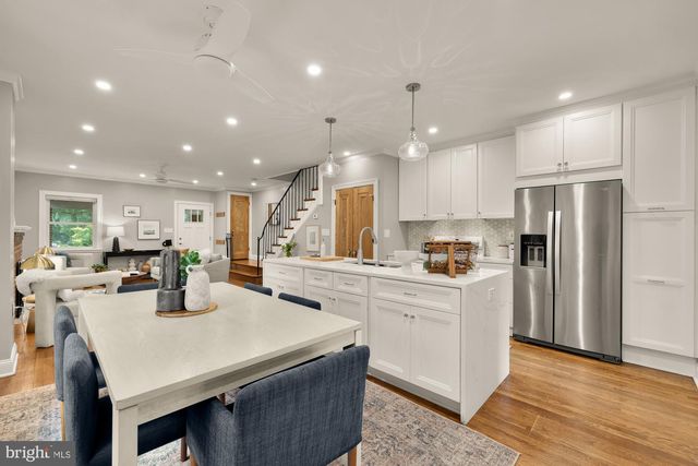907 VARNUM ST NE, Washington, DC 20017