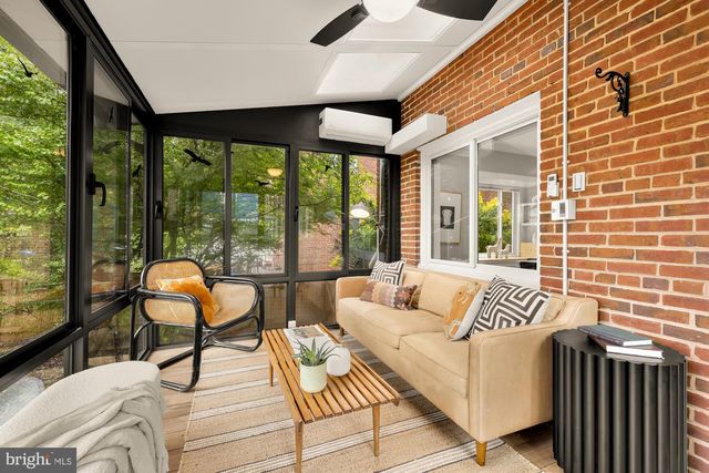 907 VARNUM ST NE, Washington, DC 20017