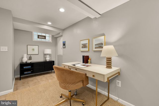 907 VARNUM ST NE, Washington, DC 20017