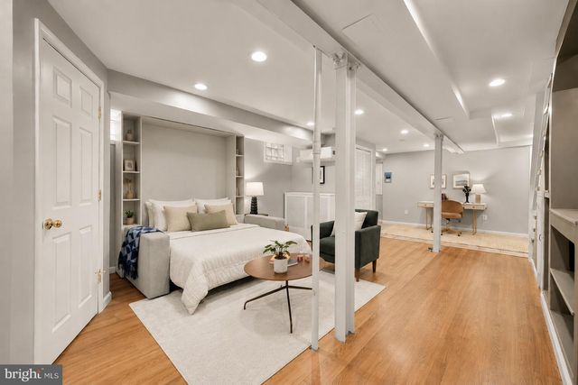 907 VARNUM ST NE, Washington, DC 20017