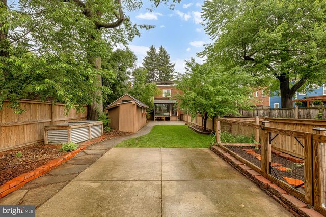 907 VARNUM ST NE, Washington, DC 20017