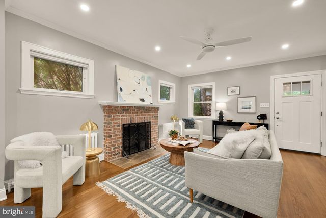 907 VARNUM ST NE, Washington, DC 20017