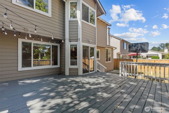 1124 SW 354th Street, Federal Way, WA 98023