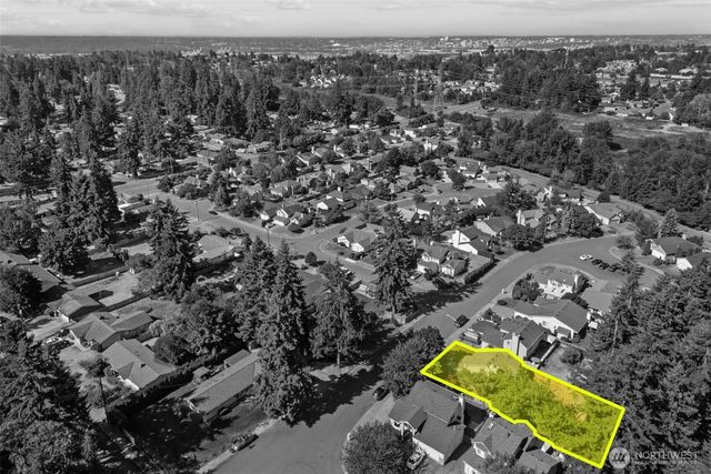 1124 SW 354th Street, Federal Way, WA 98023