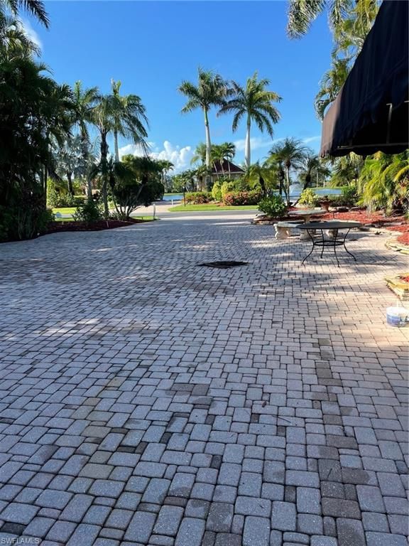 4682 Southern Breeze DR, NAPLES, FL 34114 — photo 4