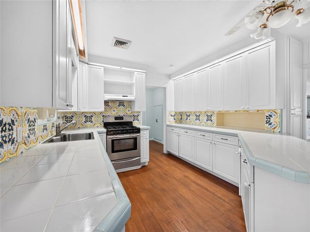 1029 MELLATHON CIRCLE, Leesburg, FL 34748