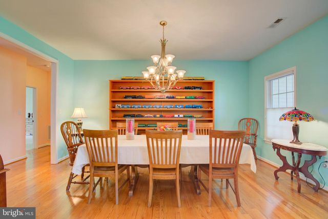 3003 RIVERVIEW DR, Colonial Beach, VA 22443