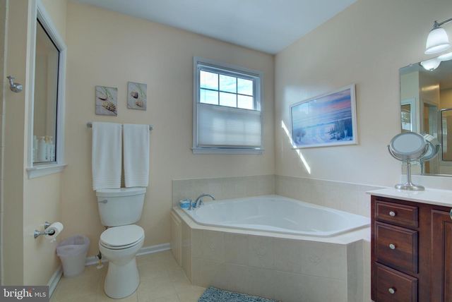 3003 RIVERVIEW DR, Colonial Beach, VA 22443