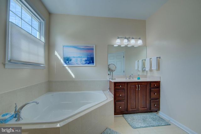 3003 RIVERVIEW DR, Colonial Beach, VA 22443