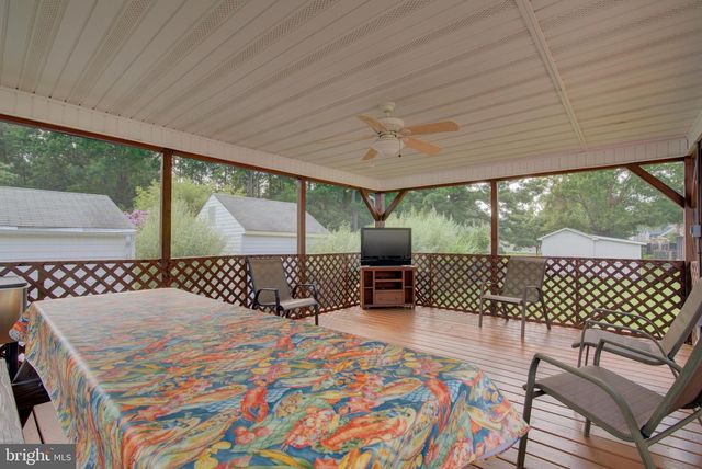 3003 RIVERVIEW DR, Colonial Beach, VA 22443