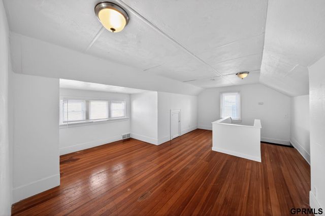 4325 Binney Street, Omaha, NE 68111