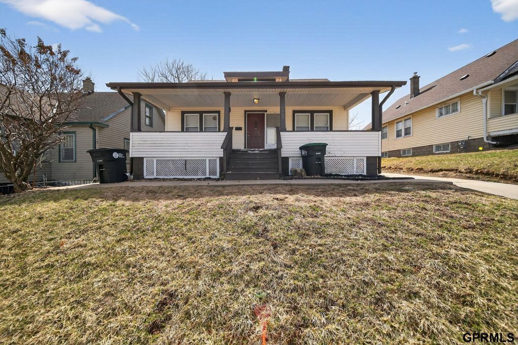 4325 Binney Street, Omaha, NE 68111