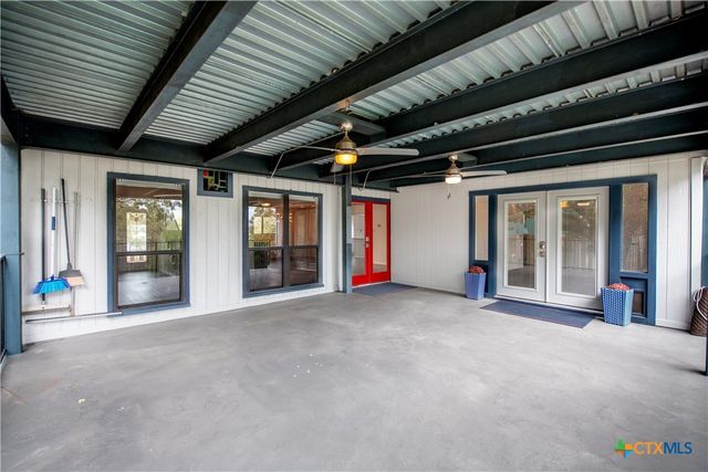 54 S Hampton Drive, Seguin, TX 78155