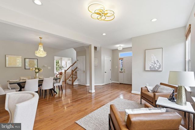 601 BURBERRY TER SE, Leesburg, VA 20175