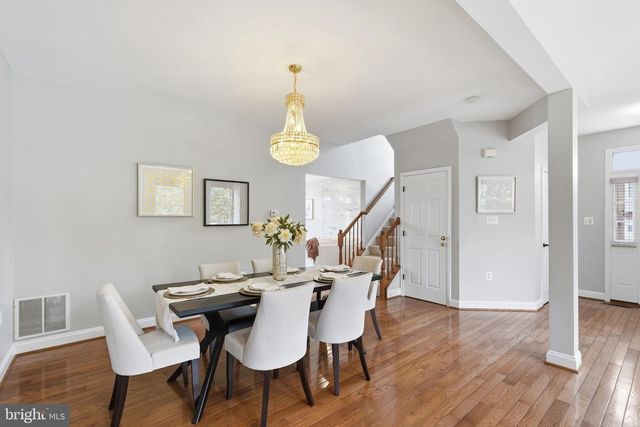 601 BURBERRY TER SE, Leesburg, VA 20175