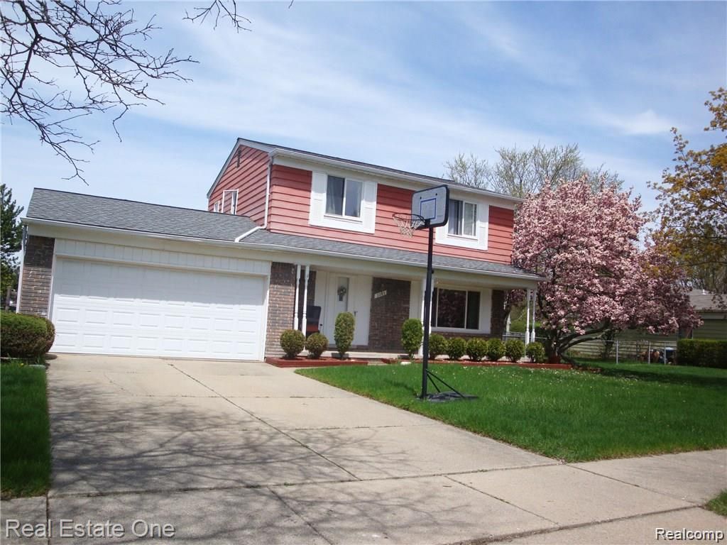 2233 Kettle Drive, Troy, MI 48083