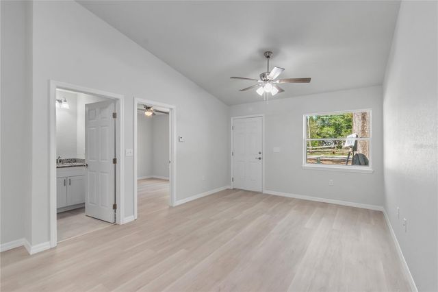 607 SE 4TH DRIVE B, Williston, FL 32696