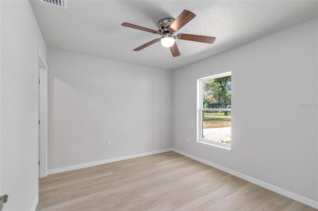 607 SE 4TH DRIVE B, Williston, FL 32696