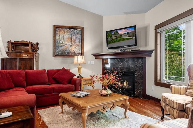 911 Steven PLACE, La Crosse, WI 54603