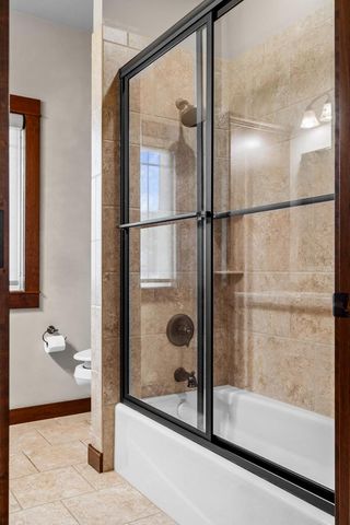 911 Steven PLACE, La Crosse, WI 54603