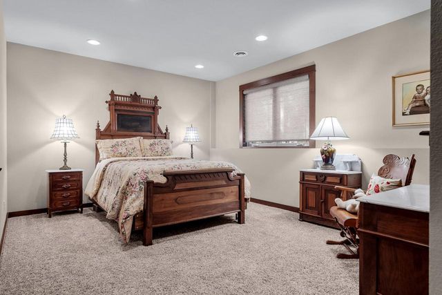 911 Steven PLACE, La Crosse, WI 54603