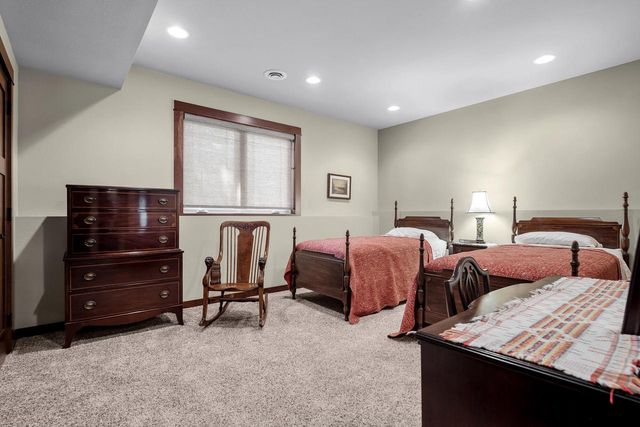 911 Steven PLACE, La Crosse, WI 54603