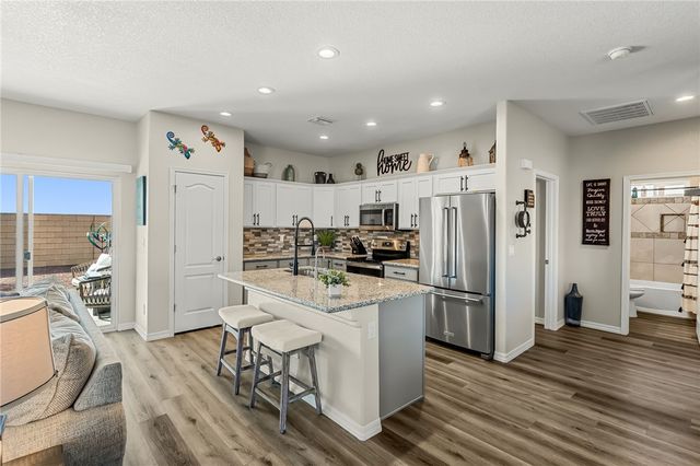 2668 Cross Timbers Trail, Bullhead City, AZ 86442