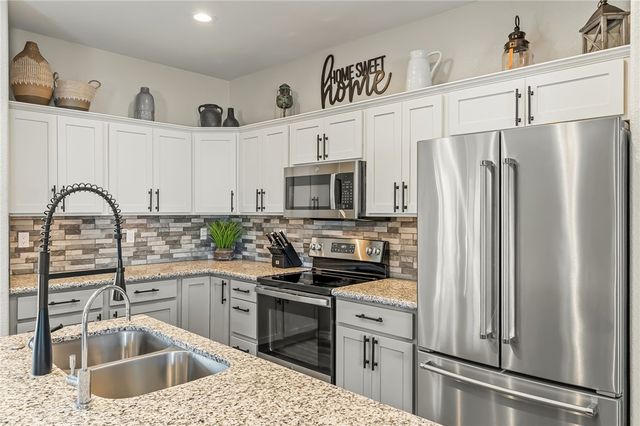 2668 Cross Timbers Trail, Bullhead City, AZ 86442