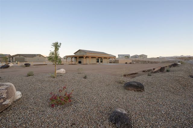 2668 Cross Timbers Trail, Bullhead City, AZ 86442