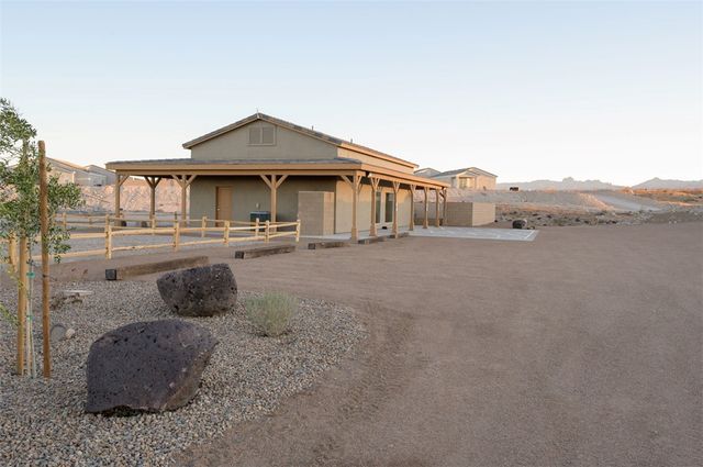 2668 Cross Timbers Trail, Bullhead City, AZ 86442