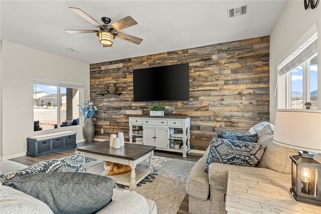 2668 Cross Timbers Trail, Bullhead City, AZ 86442