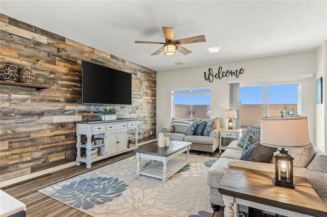 2668 Cross Timbers Trail, Bullhead City, AZ 86442