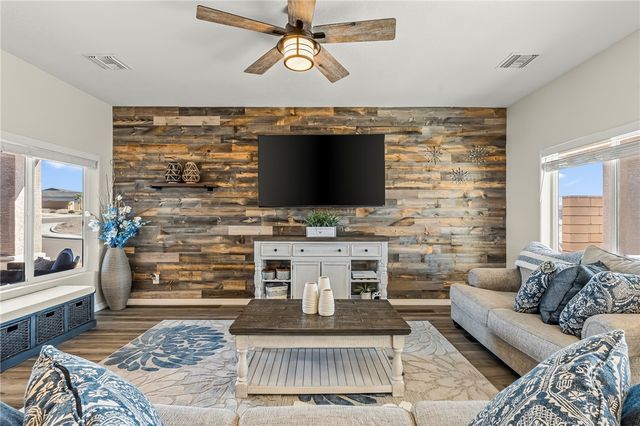 2668 Cross Timbers Trail, Bullhead City, AZ 86442