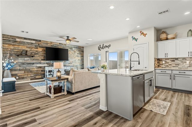 2668 Cross Timbers Trail, Bullhead City, AZ 86442