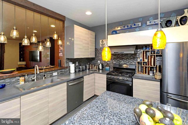 170 GRAYSTONE DR, Feasterville Trevose, PA 19053