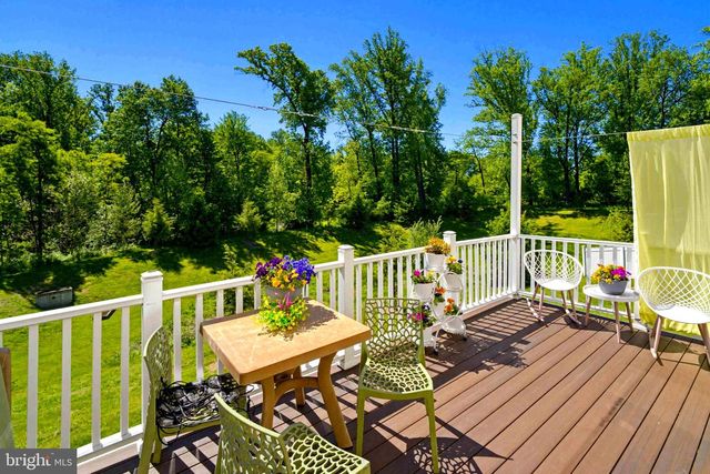 170 GRAYSTONE DR, Feasterville Trevose, PA 19053