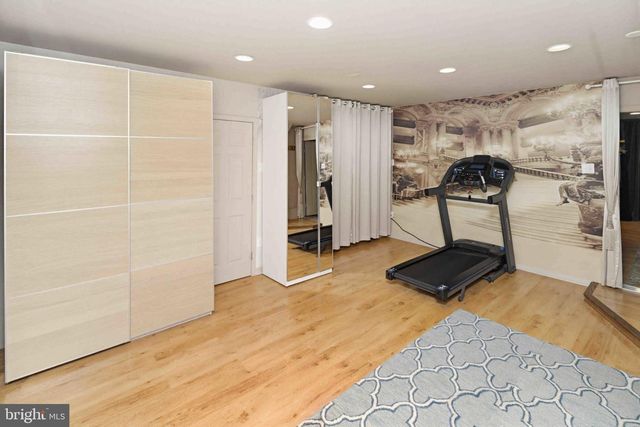 170 GRAYSTONE DR, Feasterville Trevose, PA 19053