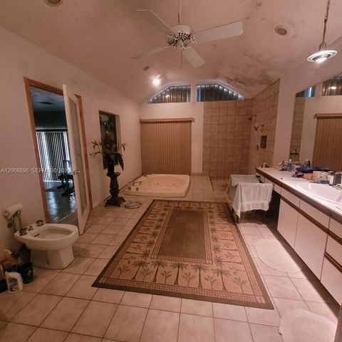 8339 SW 112th St, Miami, FL 33156