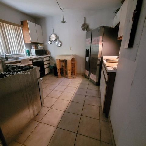 8339 SW 112th St, Miami, FL 33156