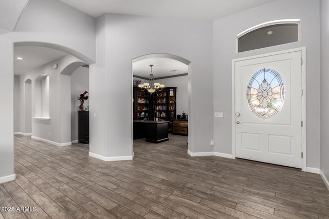 3931 E FOX Circle, Mesa, AZ 85205