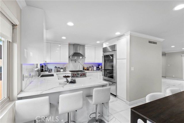 630 E Garfield Avenue 6, Glendale, CA 91205