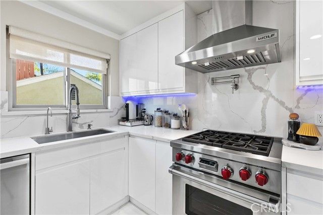 630 E Garfield Avenue 6, Glendale, CA 91205