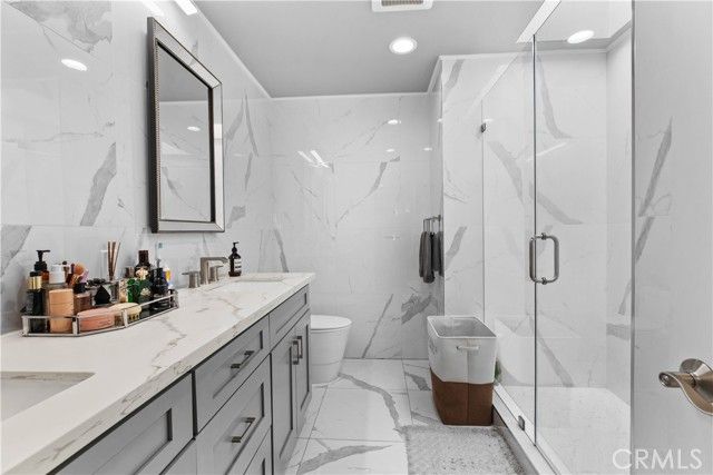 630 E Garfield Avenue 6, Glendale, CA 91205